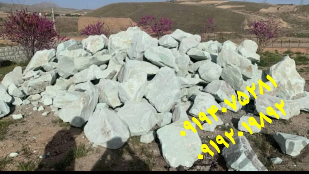 نصب سنگ لاشه